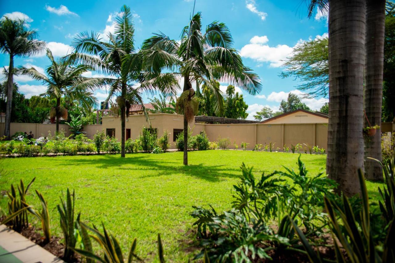 Lush Garden Hotel Arusha Luaran gambar