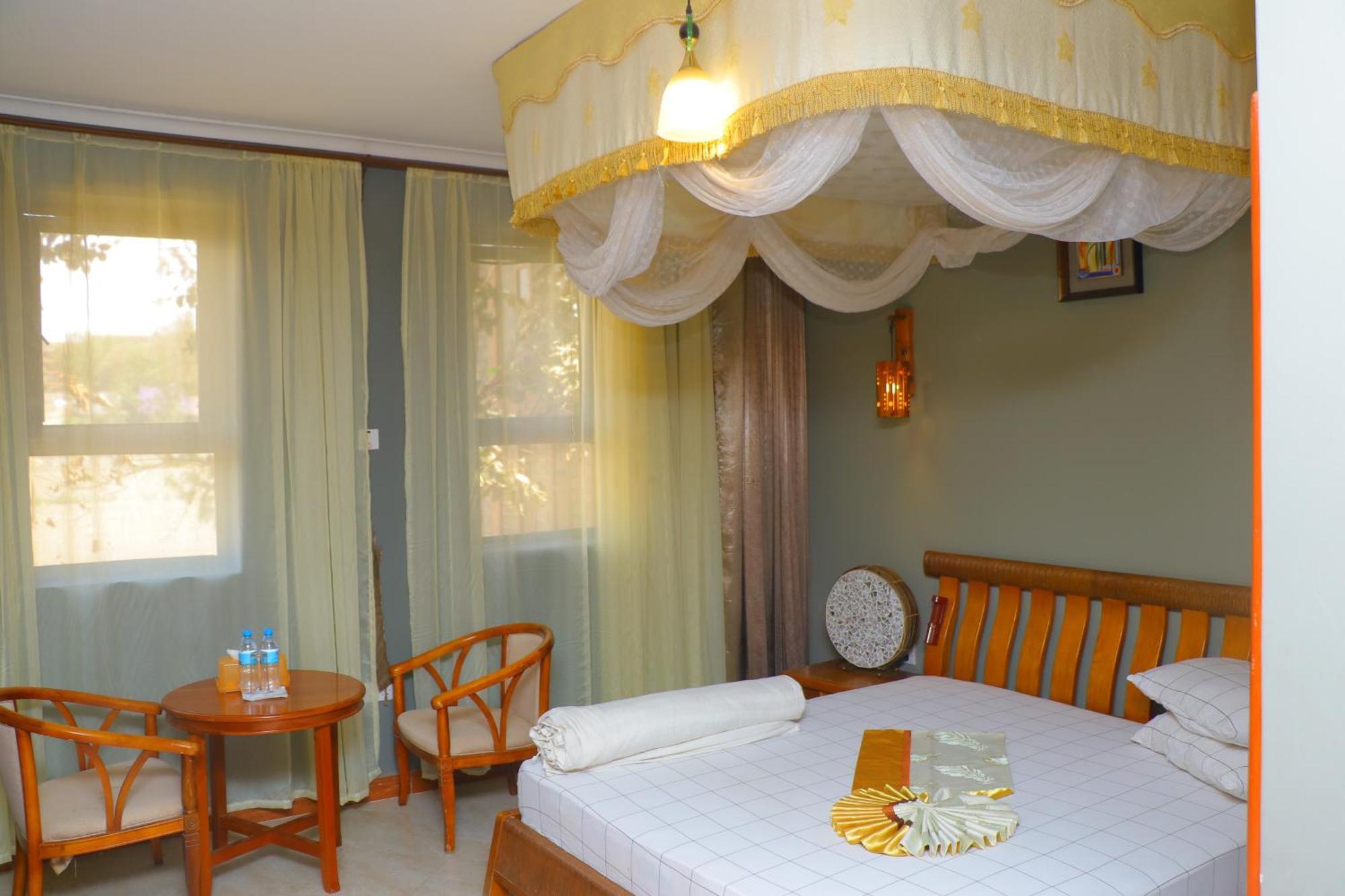 Lush Garden Hotel Arusha Luaran gambar
