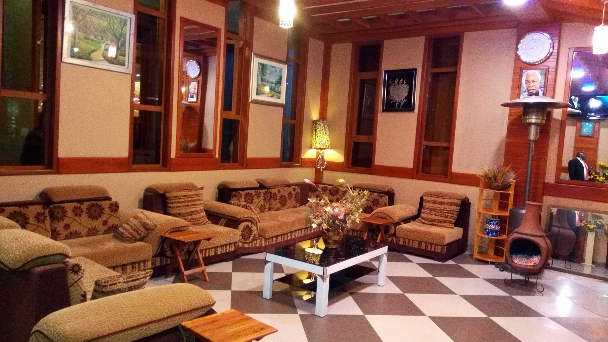 Lush Garden Hotel Arusha Luaran gambar